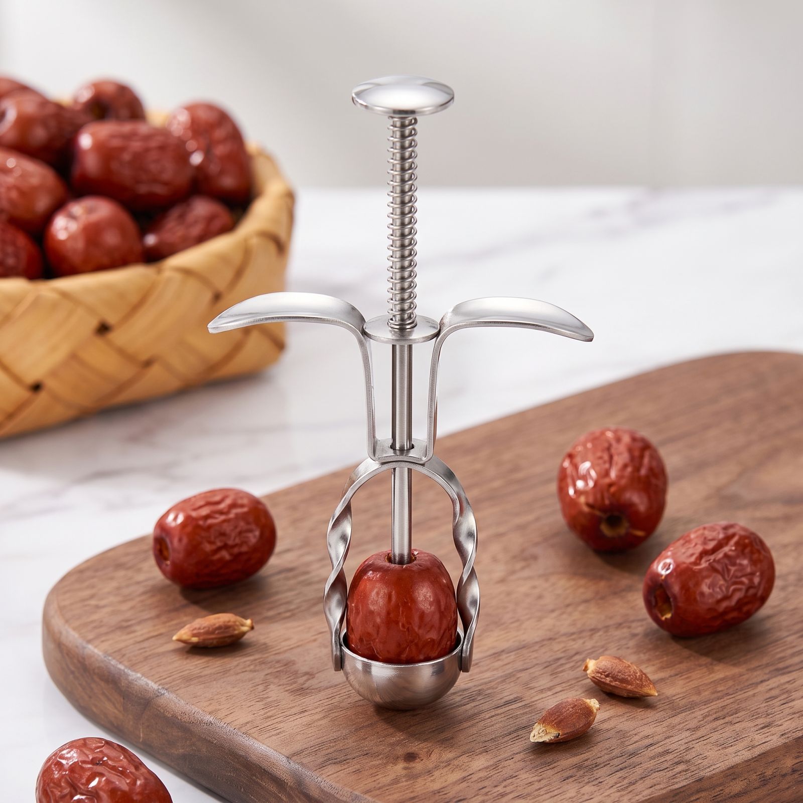 Stainless Steel Red Date Pitte - огляд і ціна Kitchen Gadgets Baking